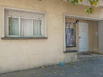 376-3823.jpg